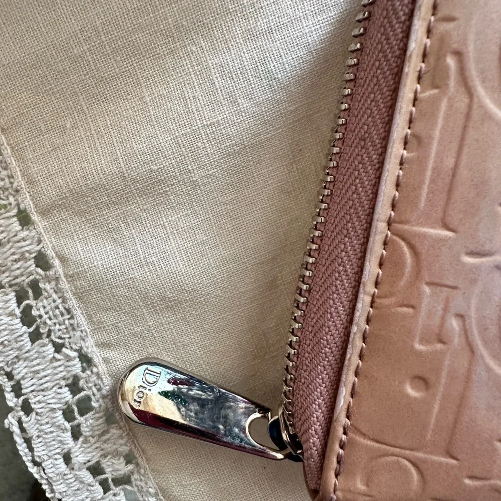 AUTHENTIC VINTAGE DIOR ZIPPY WALLET